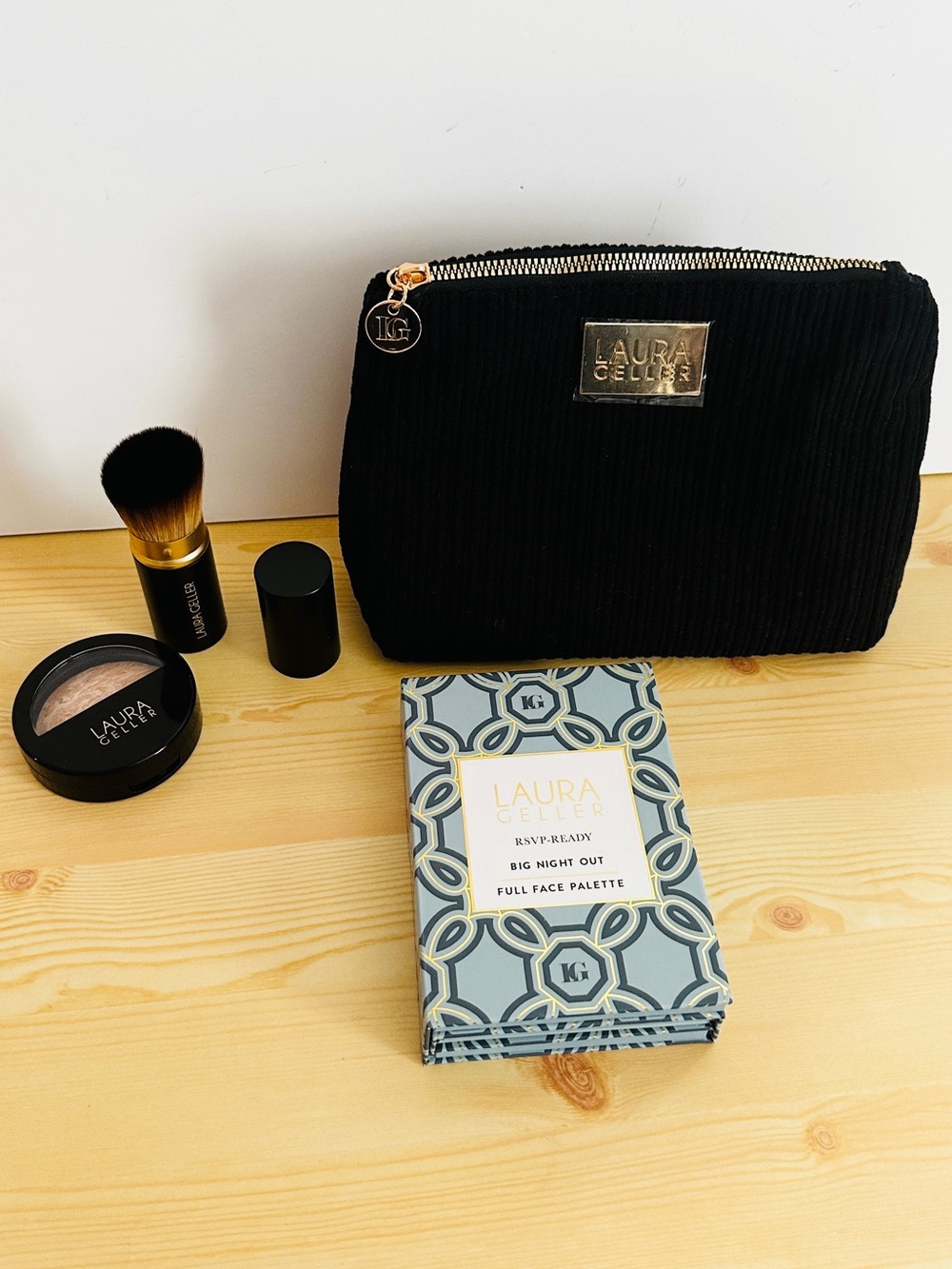 Laura Geller RSVP Big Night Out Complete Makeup Set - Picture 7 of 7